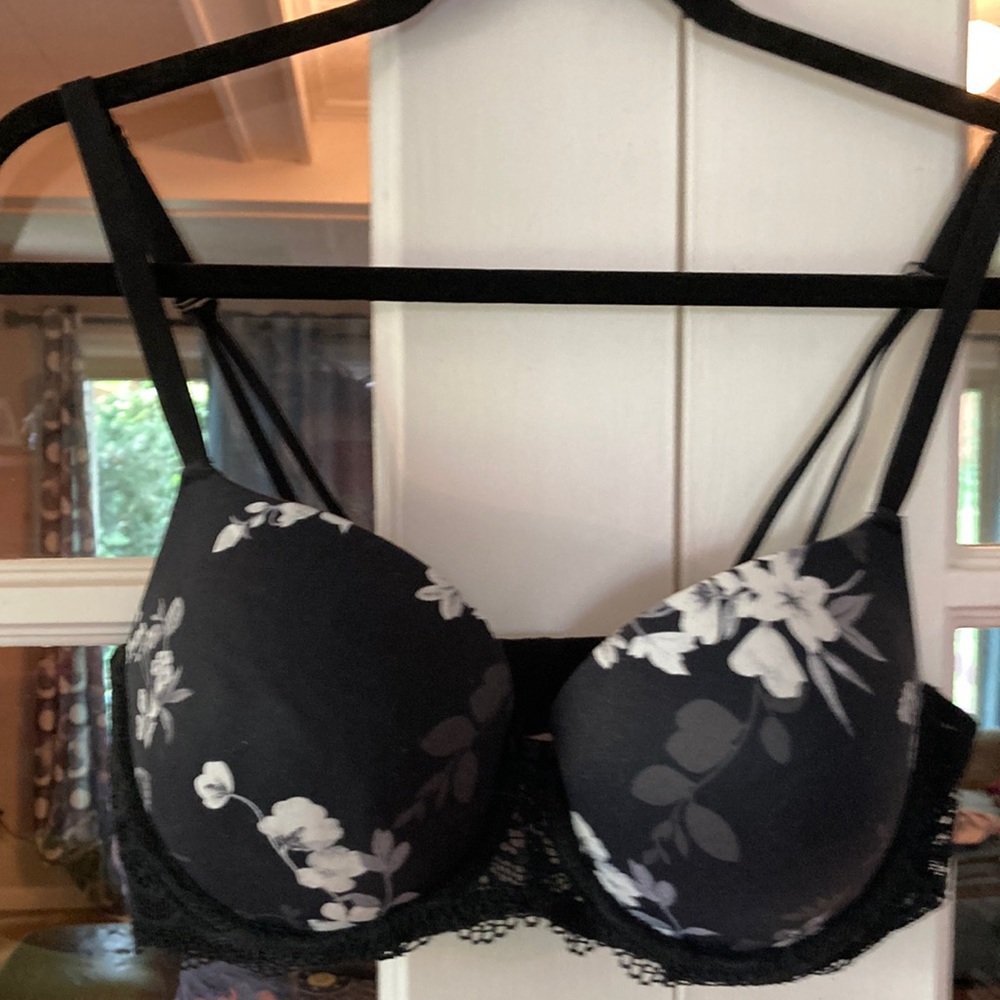 B/W Floral Bra